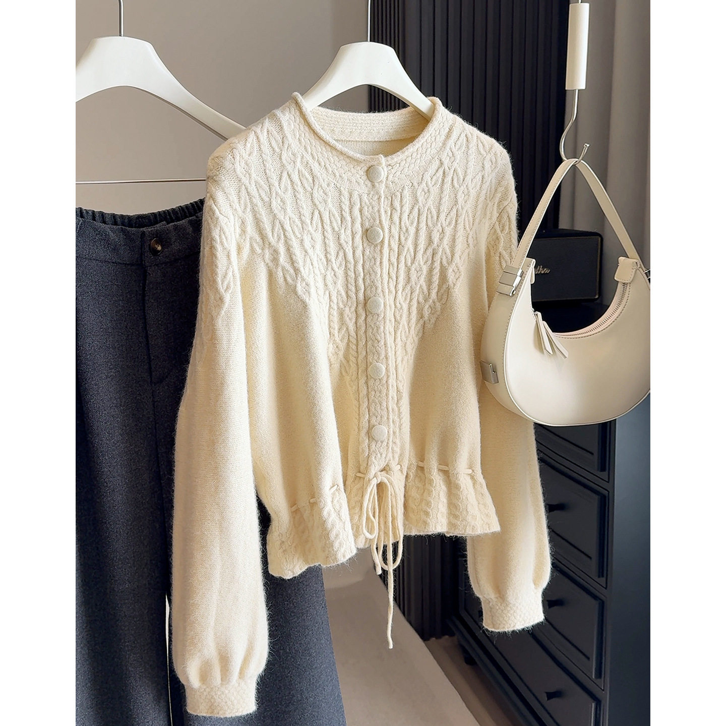 下摆系带收腰短款麻花毛衣女2025秋冬季小个子百搭打底针织开衫女