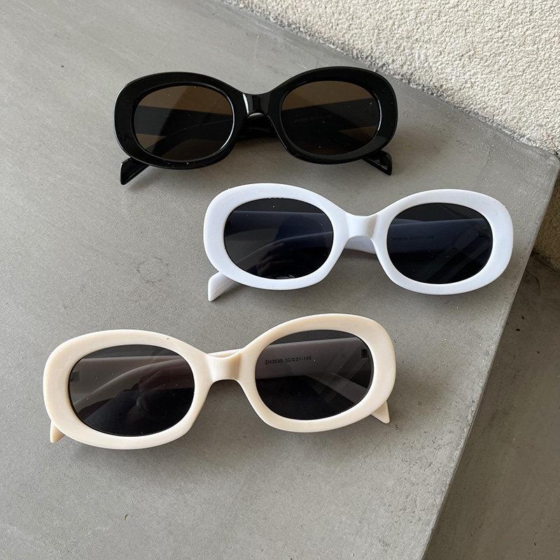 欧美个性黑色椭圆形墨镜女复古百搭街拍夏季开车海边防晒太阳眼镜