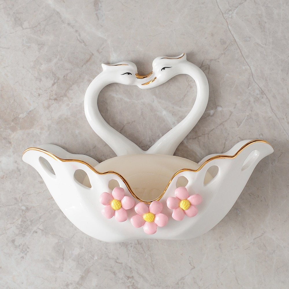 卡通可爱风免打孔厕所陶瓷肥皂盒