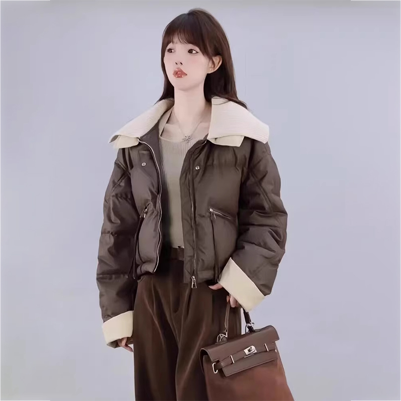 双领皮衣短款羽绒服女冬季新款2025年拼接加厚保暖撞色白鸭绒外套