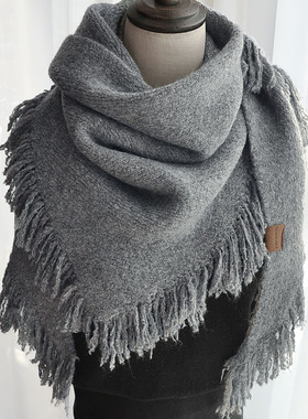 灰色羊绒披肩外搭女2025年新款三角围巾旗袍披肩秋冬季保暖高级感