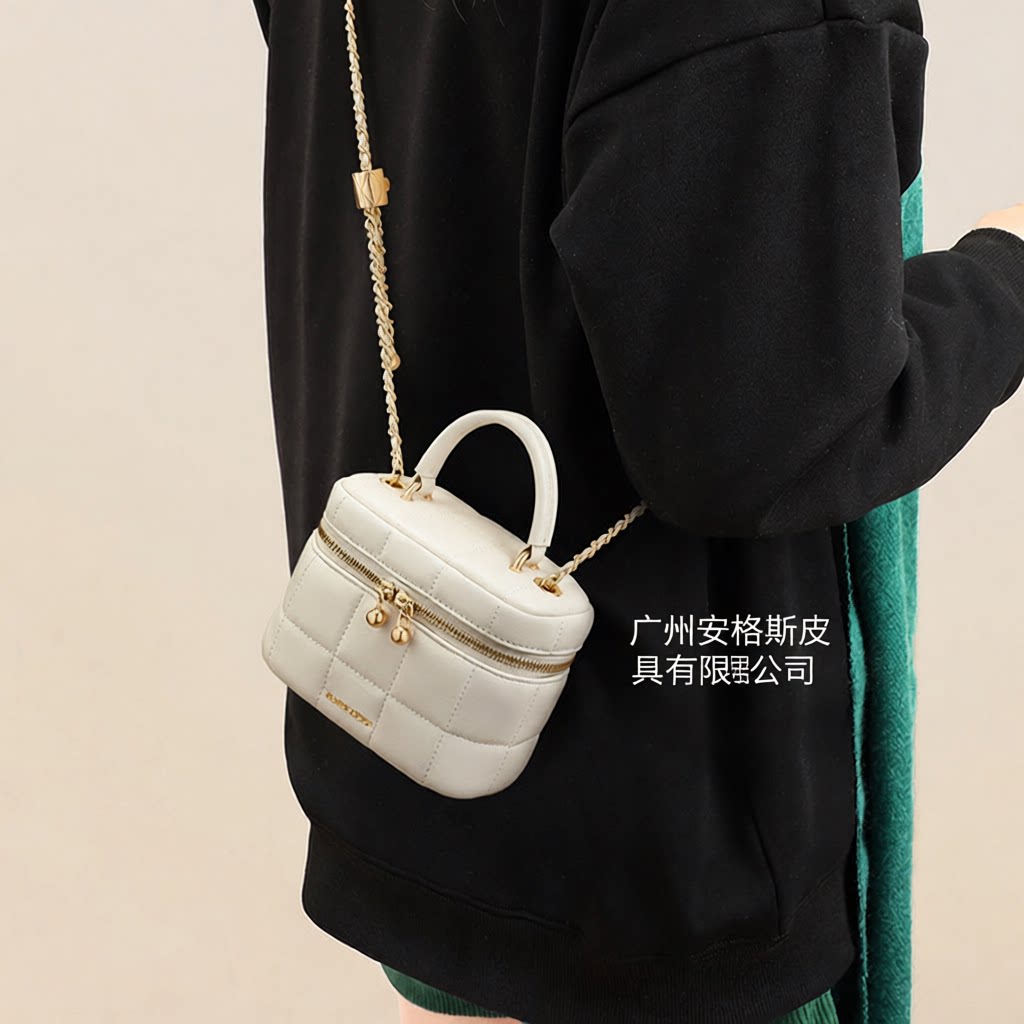 包包新款夏季女包时尚百搭斜挎包