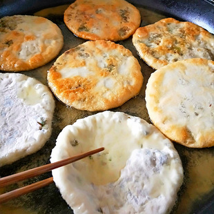 千岛湖油麦饼葱油饼浙江特产饭店梅干菜饼网红早餐传统糕点小吃