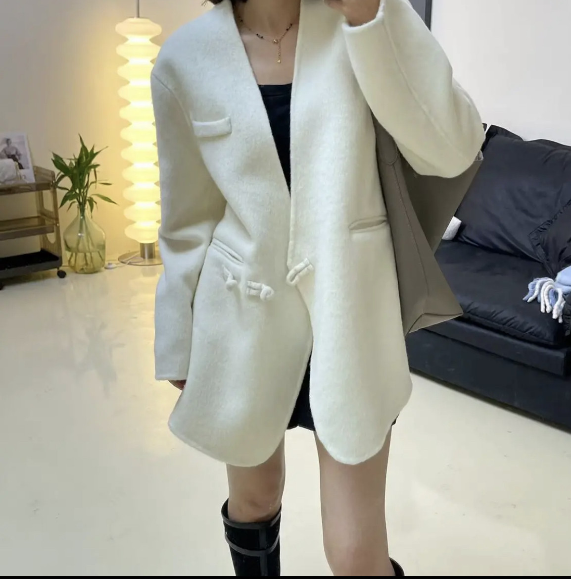 25春秋新款羊毛外套高级感加厚气质绿色宽松V领盘扣呢子外套女
