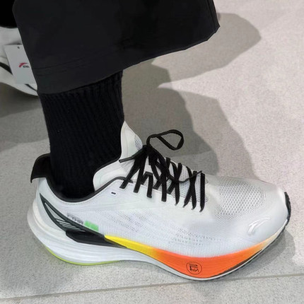 安踏火箭7Pro跑步鞋男竞速缓震防滑跑鞋透气休闲运动鞋112545580