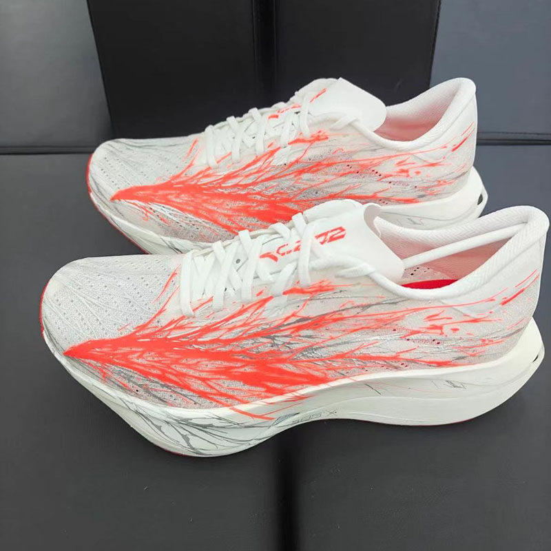 安踏C202 7代氮科技专业训练竞速碳板跑鞋男运动休闲鞋112625575