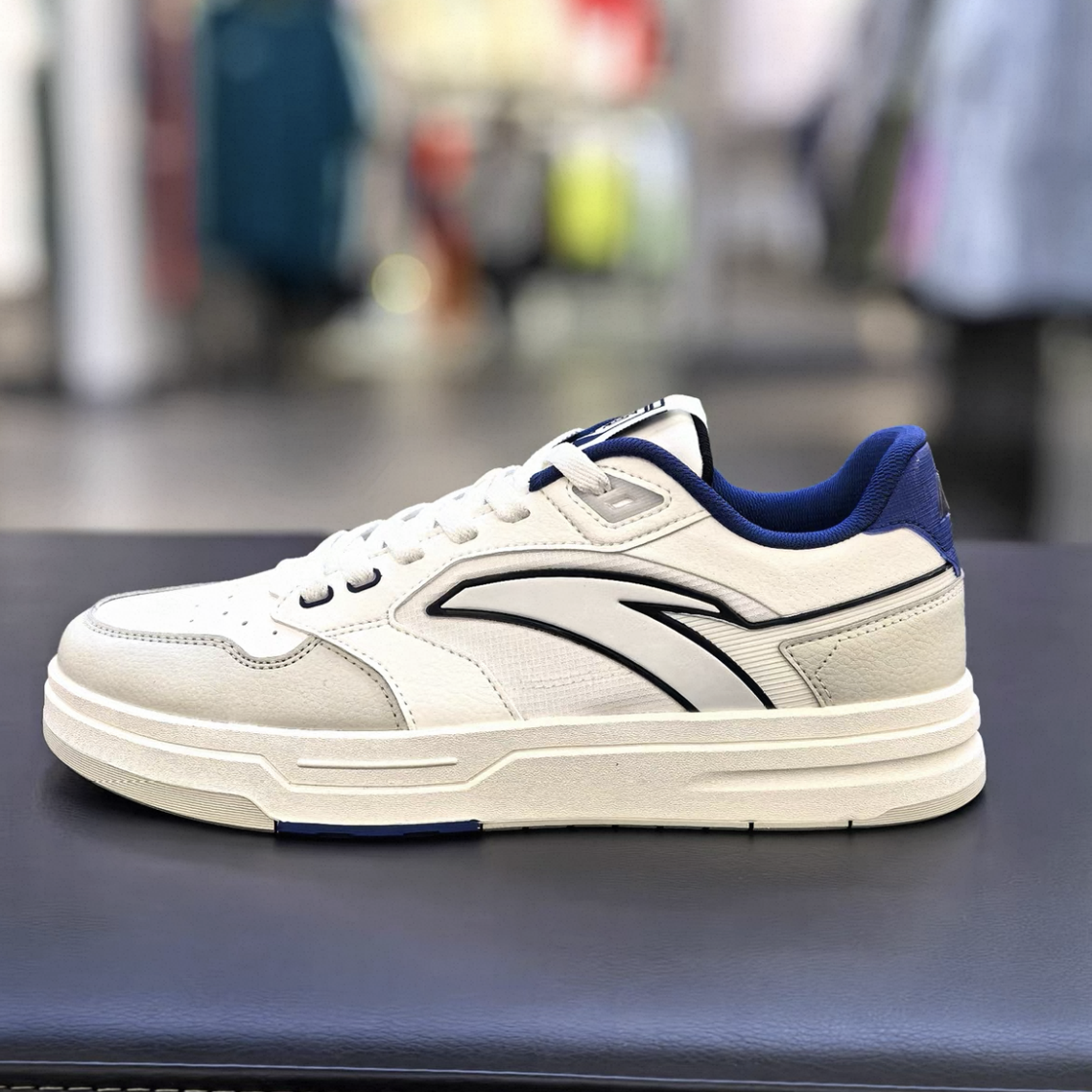 安踏街顽LT3防滑耐磨运动休闲鞋