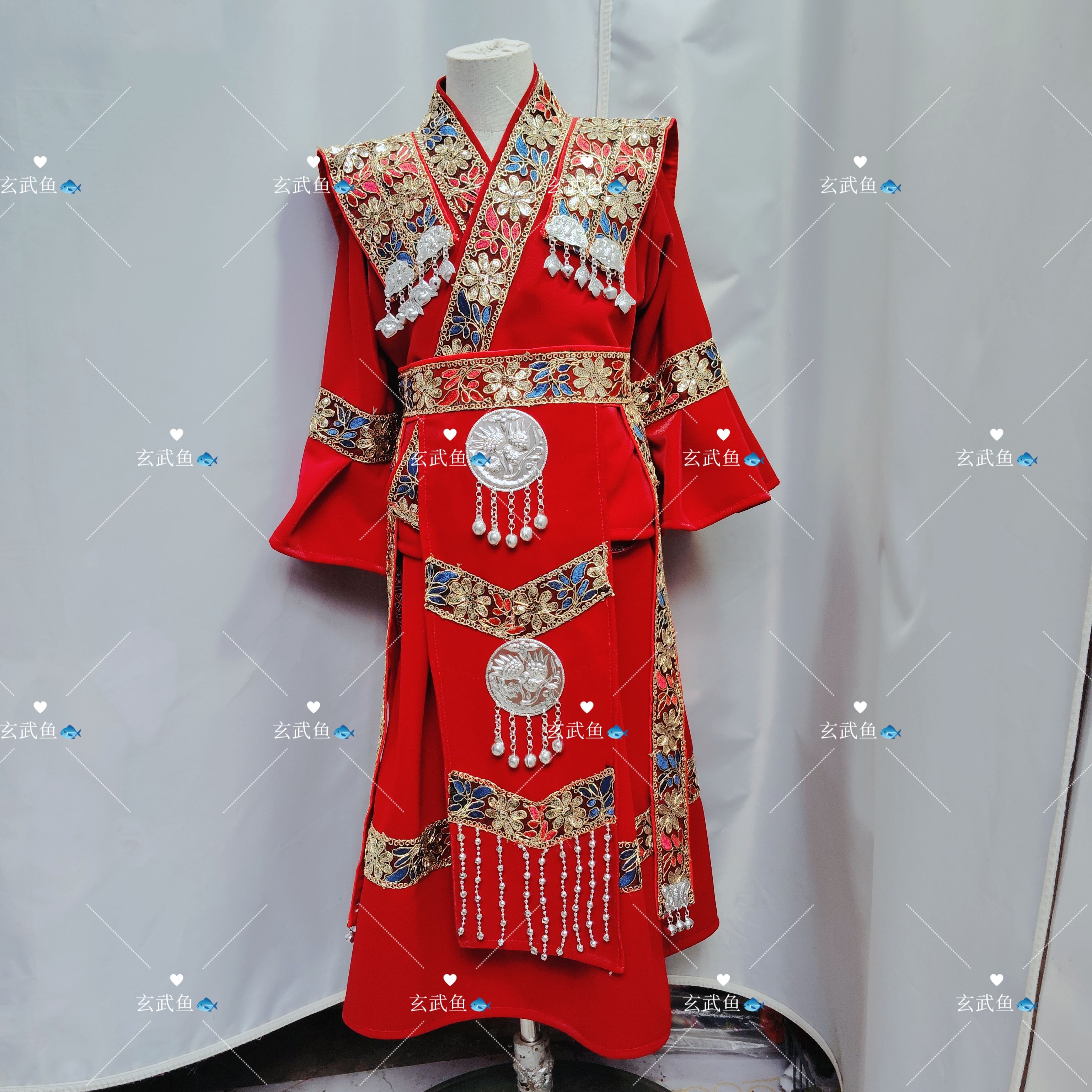 新款儿童苗族服装简约新款暗红色小清新苗族服装少数民族旅拍摄影