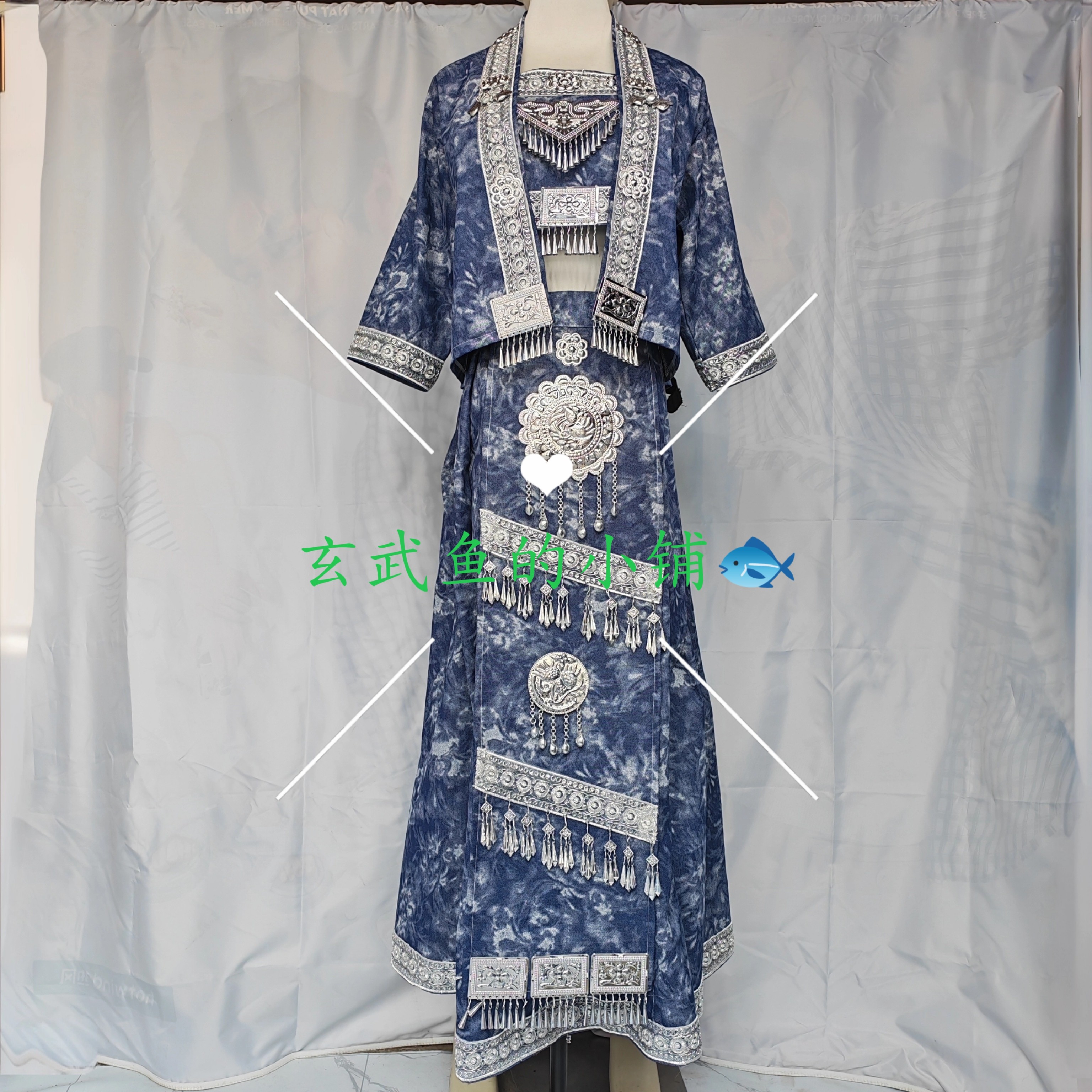 新款苗疆苗族服装套装少数民族女款摄影服饰旅拍土家族扎染写真新