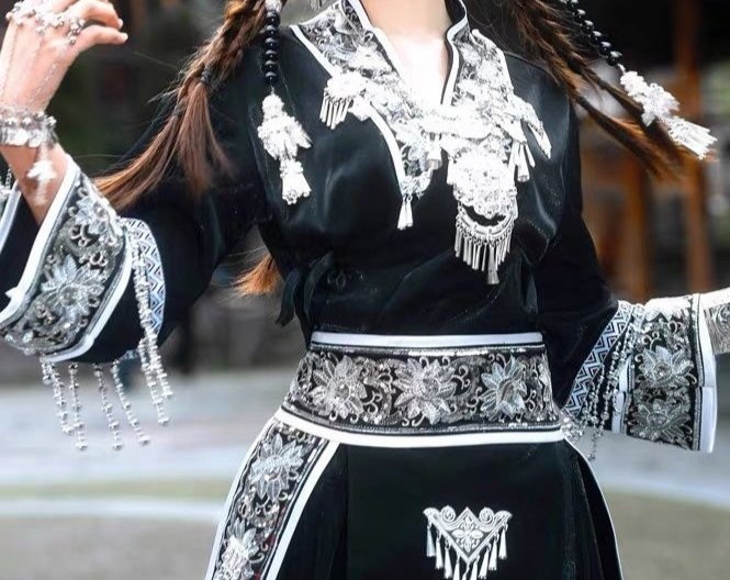女士时尚新款苗疆少女黑色少数民族传统服装日常演出旅拍服套装裙