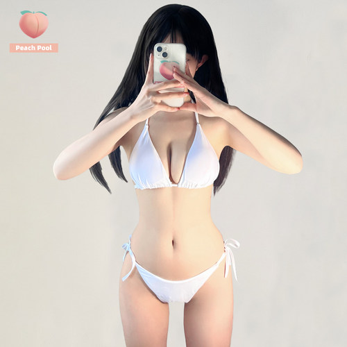 日系可爱动漫少女欧美系带比基尼