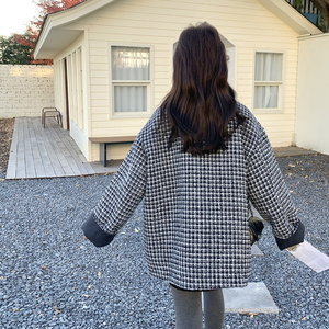 法式气质灰色格子羽绒服女冬超火好看高级小众白鸭绒加厚毛呢外套图片