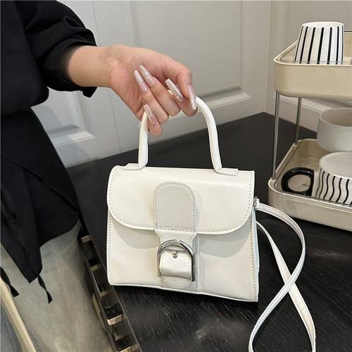 公主包文德尔沃Brillant拼色Box皮马蹄扣斜挎包横款手提女包