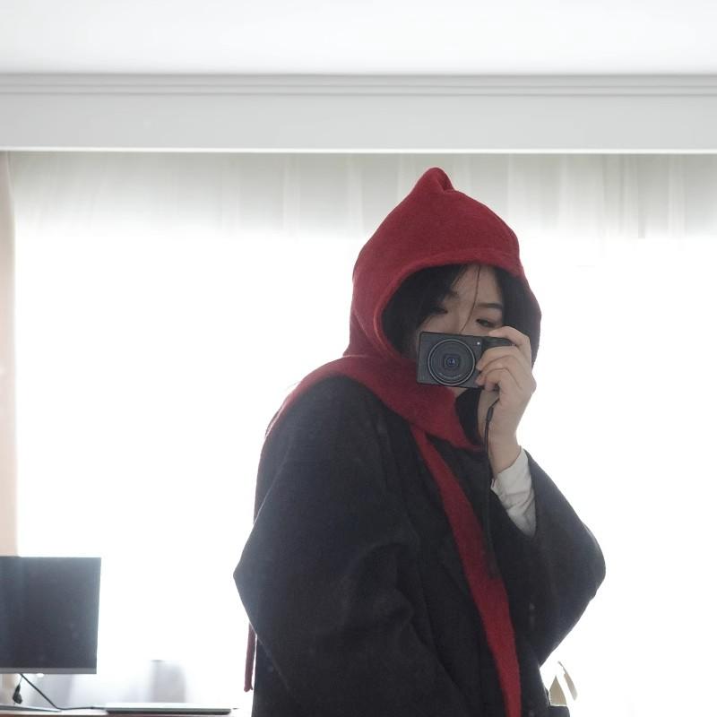 高级感敲软糯纯色针织披肩