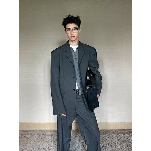垫肩经典宽松西服外套TRENDYWU