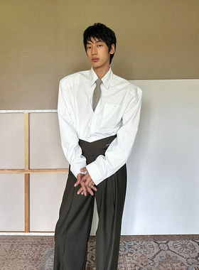 TRENDYWU 法式轻钱“禁欲”立体浮雕条纹垫肩塑形OV抗皱质感衬衫