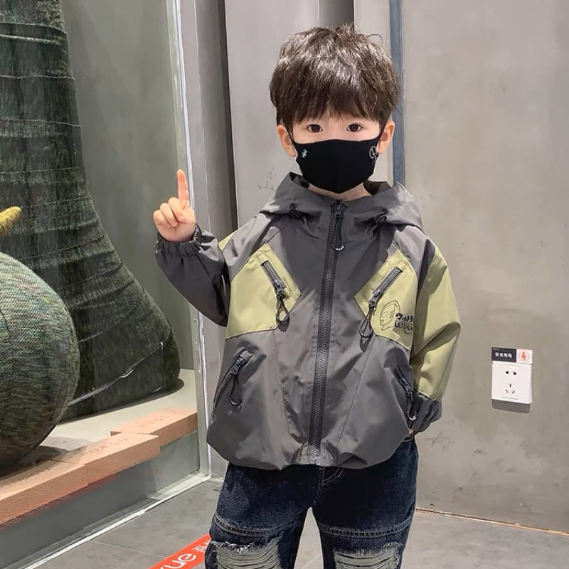 男童冲锋衣春秋款新款秋装儿童