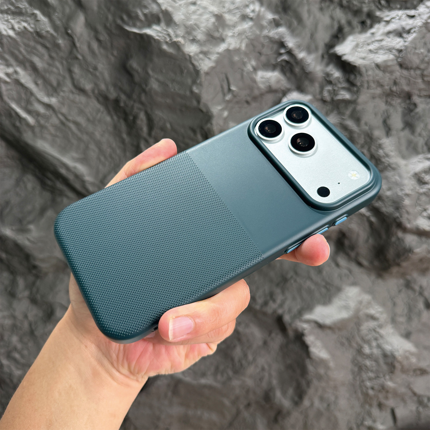 适用于苹果17promax手机壳个性创意全包式潮男女iPhone16pro/15promax硅胶磁吸充电磨砂艺术苹果14promax散热