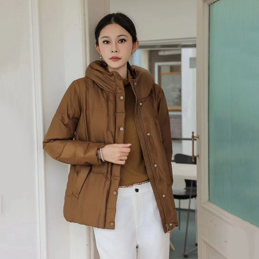 跨境秋冬新款连帽压胶羽绒服女短款宽松气质百搭时尚轻薄外套潮