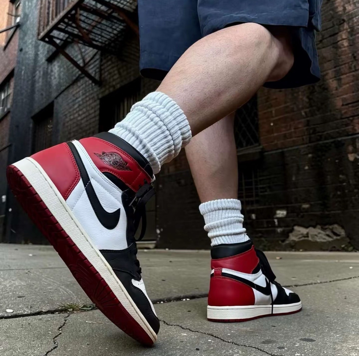 Ai rJordan 1 High 潮流 高帮 复古篮球鞋黑脚趾 DZ5485-106江西