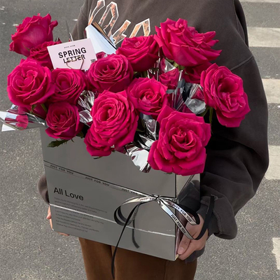 情人节鲜花抱抱袋玫瑰花束牛皮插花盒银色花艺包装盒diy套装材料