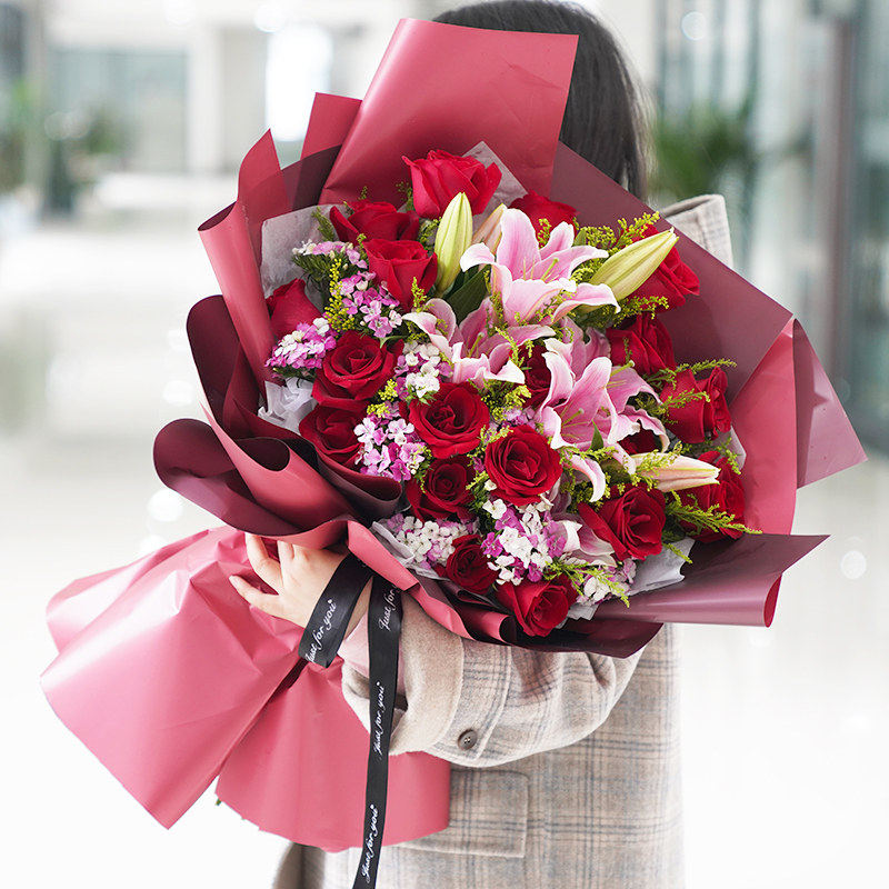 11/99朵玫瑰百合同城速递花束