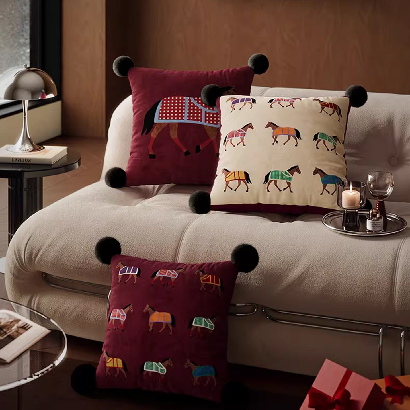 午马呈祥红色抱枕马年新款家用沙发靠枕枕套办公室腰靠可拆洗靠垫,居家布艺,抱枕被,淘宝优惠券,粉丝福利购,淘宝优惠卷
