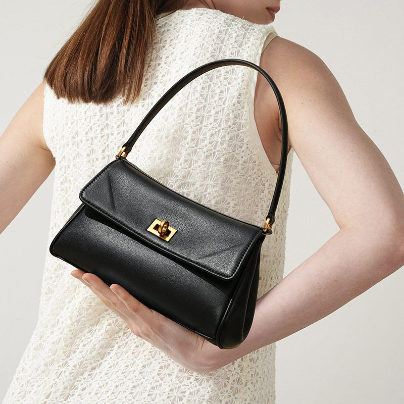 日本ぜいた链条小包设计感牛皮单肩女士包包女斜挎包上班族小众高