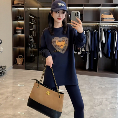 复古拼色爱心印花圆领长袖t恤女