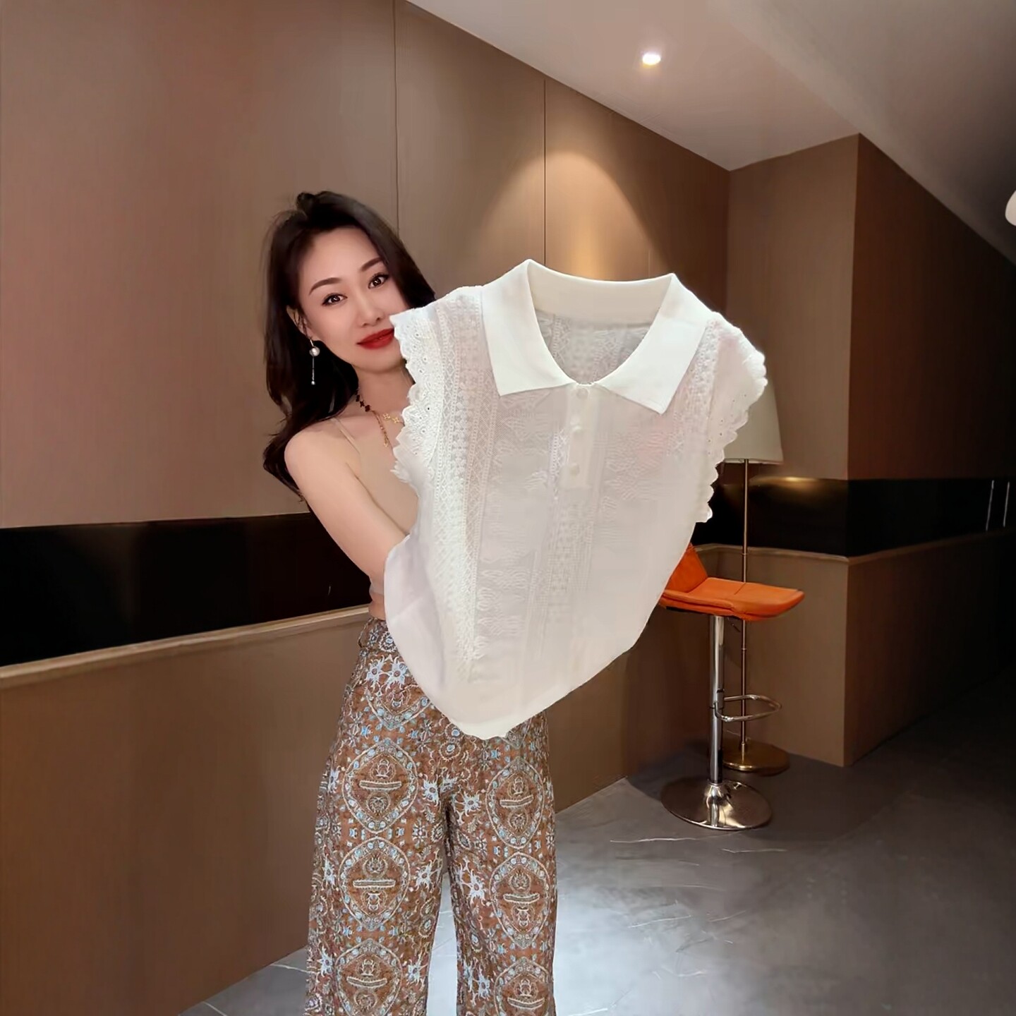 蕾丝polo领冰丝针织衫薄款上衣女图片