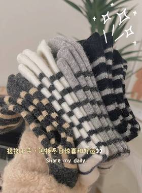 日系黑白条纹袜子女2023年新款秋冬季爆款中筒袜浙江诸暨地摊货源