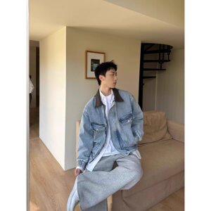 网图现货浅蓝色美式宽松拼皮翻领褶皱水洗牛仔外套J4002/P78