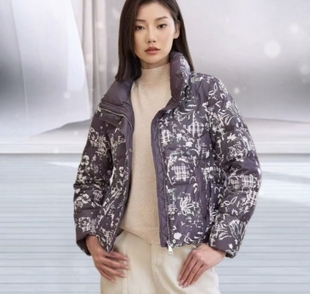 歌蒂诗2025播90绒白鸭绒羽绒服女冬新款保暖印花外套