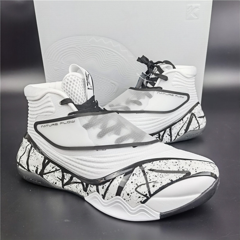 安踏 篮球鞋 kt6汤普森高低帮夏款男子签名款篮球战靴 112121102
