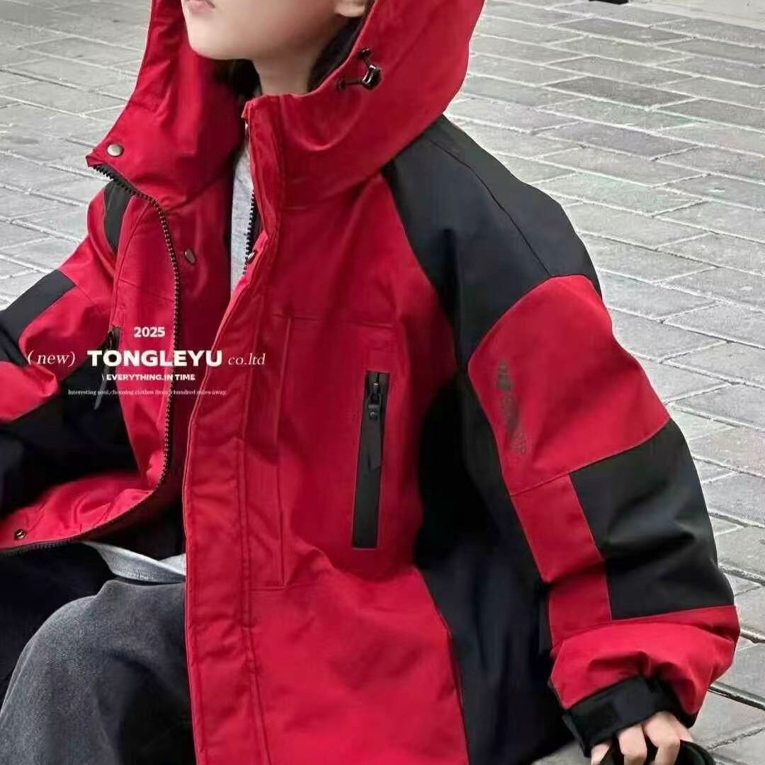 童乐鱼羽绒服撞色连帽冲锋衣男童保暖外套帅气户外棉服红色拼接