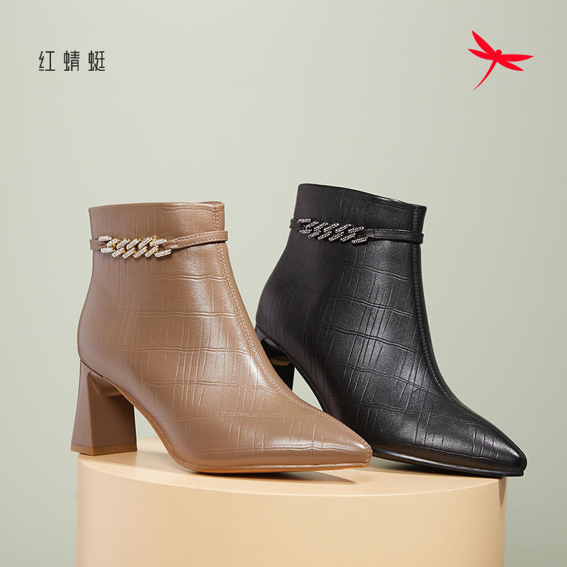 红蜻蜓冬季羊皮女士短筒靴子高跟
