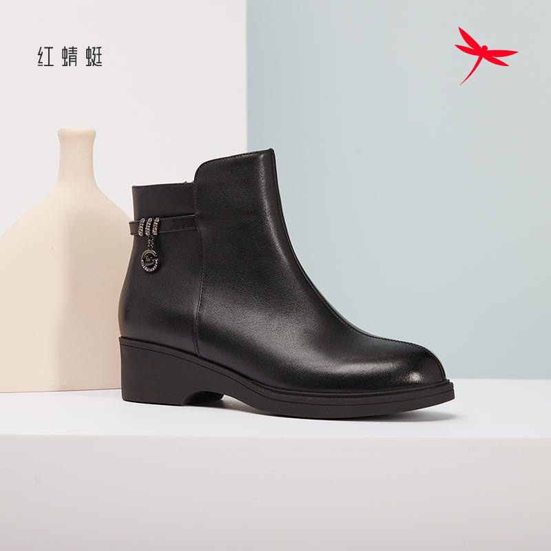 红蜻蜓冬季新女士牛皮短筒靴子