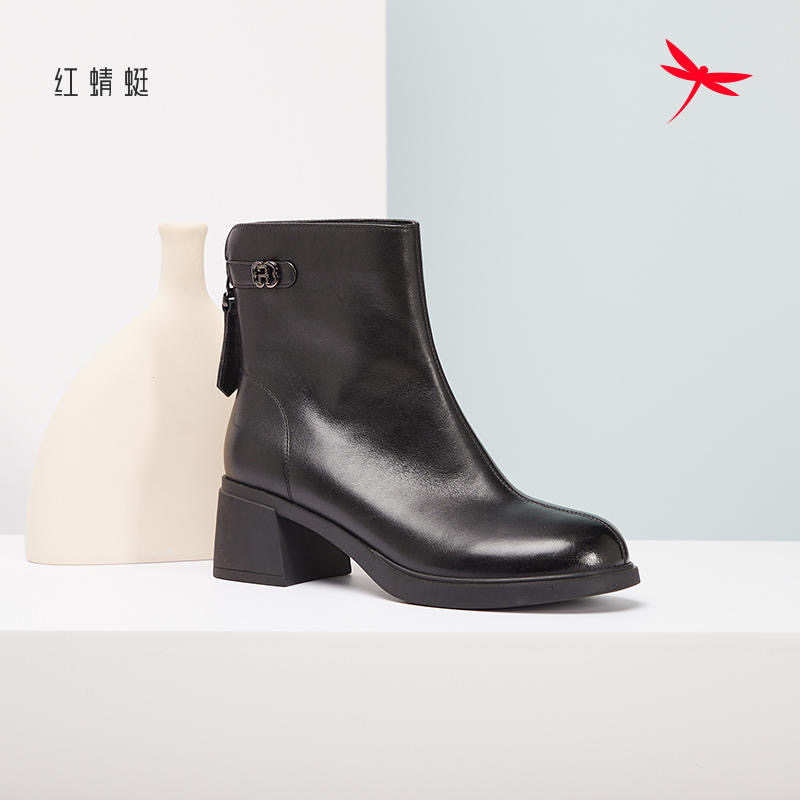 红蜻蜓冬季新款女士短筒靴子加绒