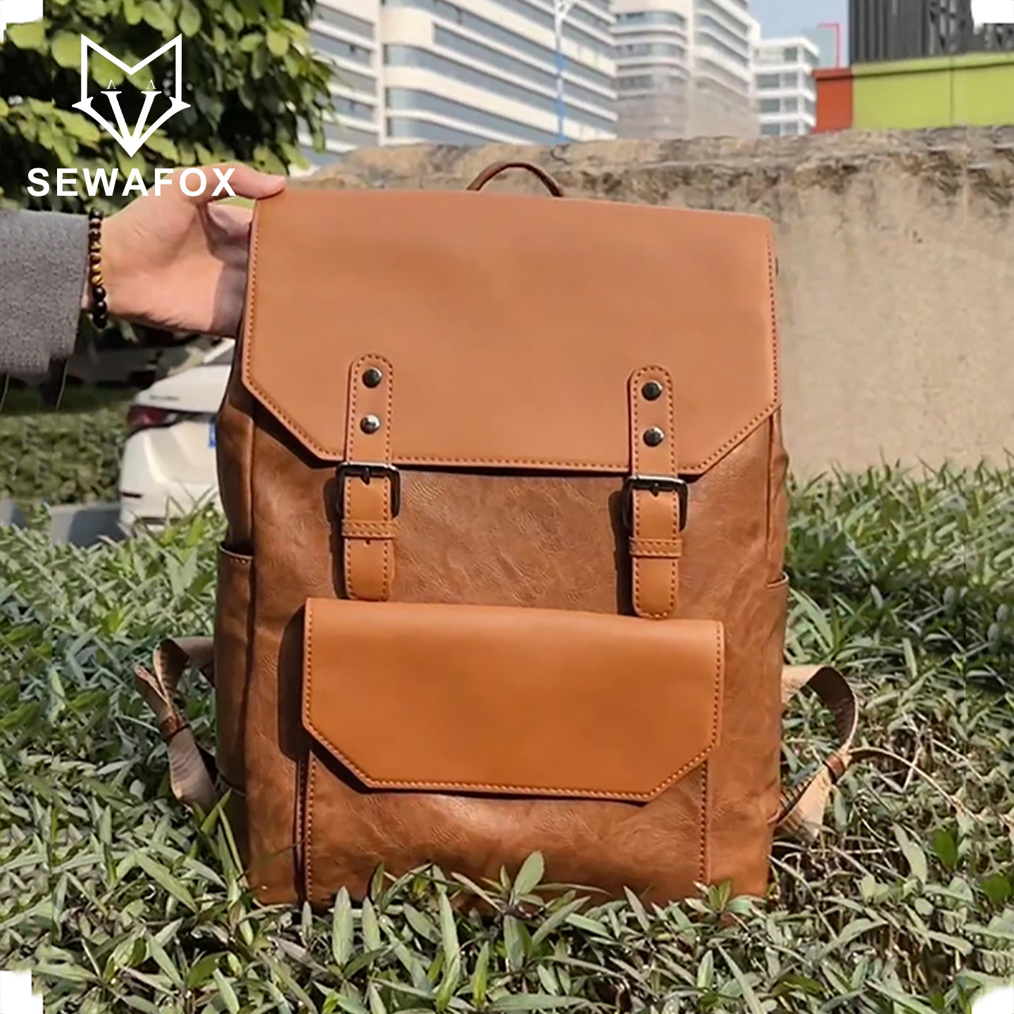 复古休闲双肩包男款皮质通勤防水男大学生书包男士高级感电脑背包