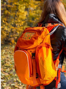 旅行背包女士户外骑行登山包运动徒步旅游大容量轻便防水双肩背包