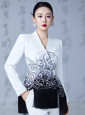 LADYPOWER深V双排扣黑白渐变凤纹图腾绣花流苏套装  76820A/F