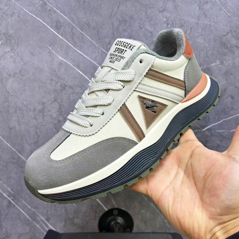 2025新款冬季男鞋时尚休闲鞋运动鞋潮流百搭阿甘鞋低帮加绒保暖鞋