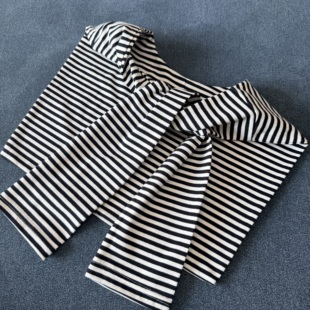 【点睛之笔 不再单调】外能搭 黑白条纹披肩纯棉办公室搭肩小坎肩
