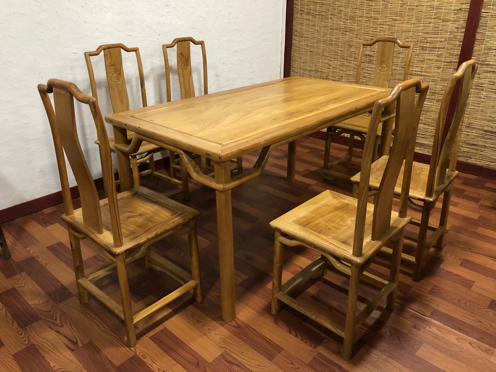 海南坡垒木精品家具餐桌/一张六张椅子/实用收藏性值高/传承下去