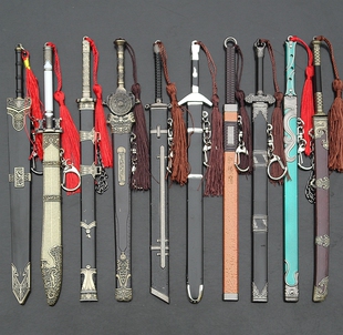 天瀑青釭智慧倚天胡斐苗人凤轩辕剑绣春红绣苗刀武器钥匙扣未开刃