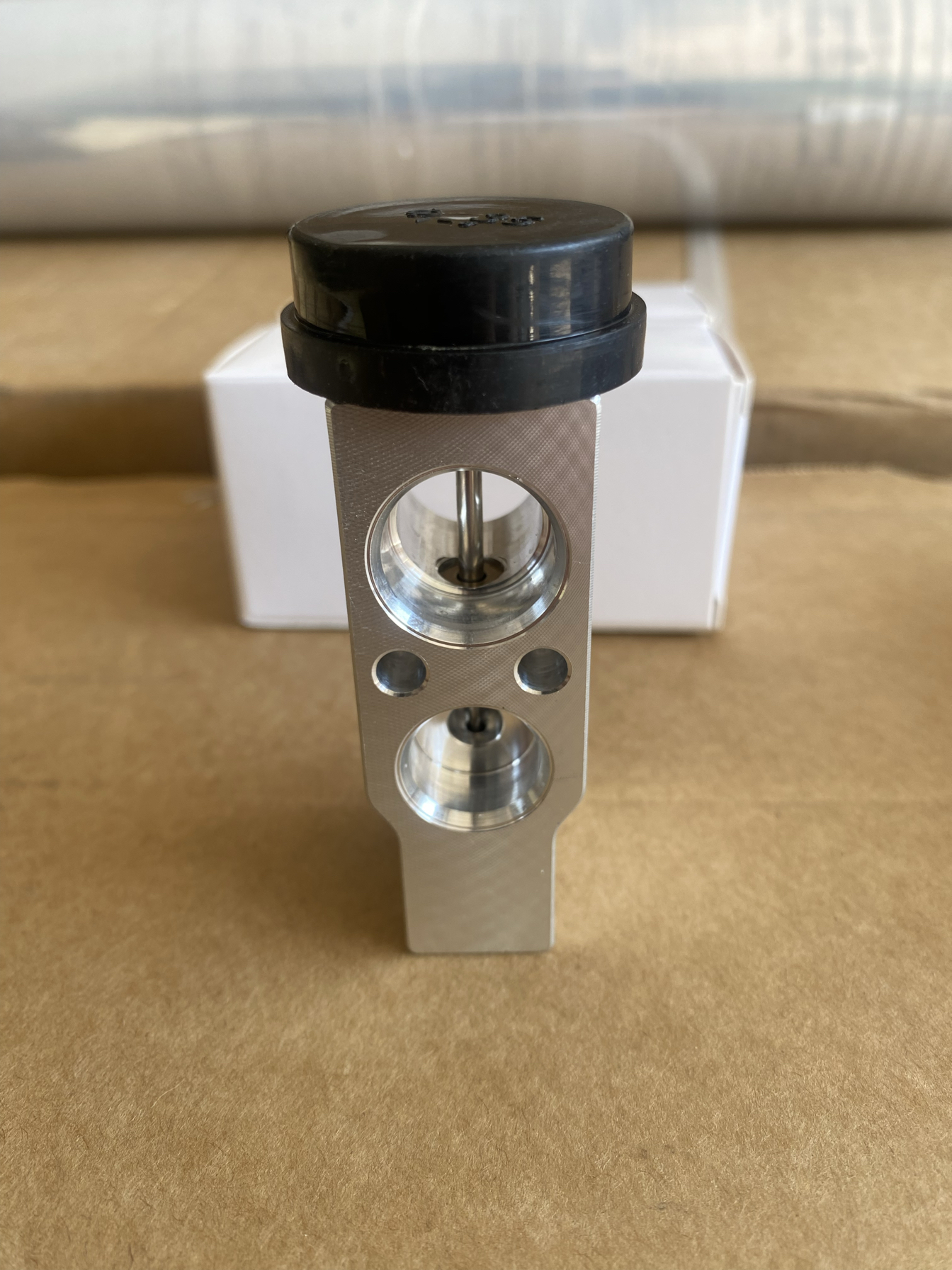 适用于福特ranger福特游侠 2.2L 3.2L空调膨胀阀空调冷凝器膨胀阀