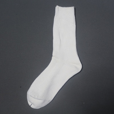 特价款黄点袜子男秋冬款