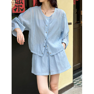 清纯系松弛感套装女长袖衬衫短裤两件套减龄气质一整套ootd穿搭夏