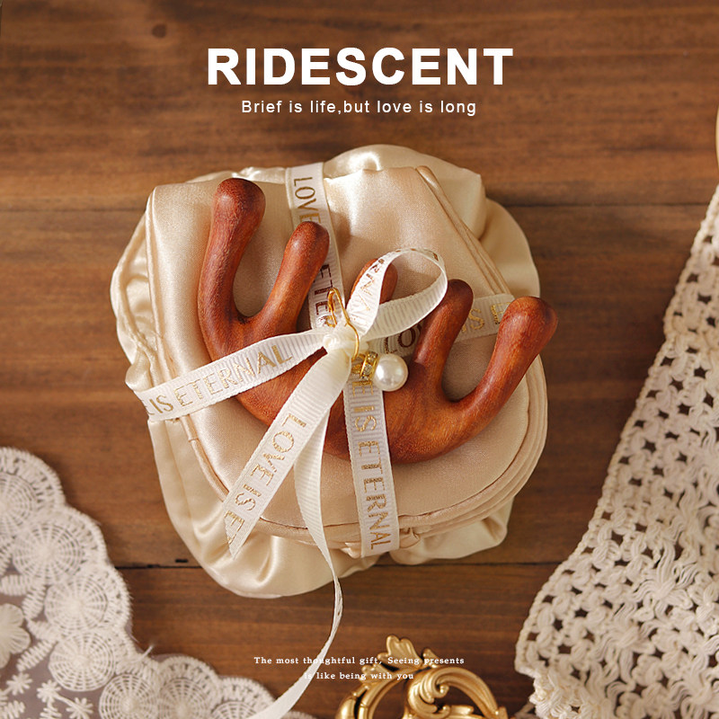 发圈梳子伴手礼女伴娘高级感小礼品高档实用单品结婚送礼小众高级,节庆用品/礼品,伴手礼,淘宝优惠券,粉丝福利购,淘宝优惠卷