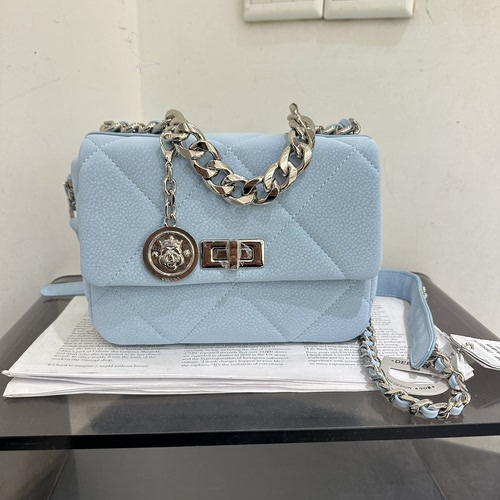 小d家新款时尚链条手提锁扣定型斜挎小方包小众潮时尚休闲洋气包